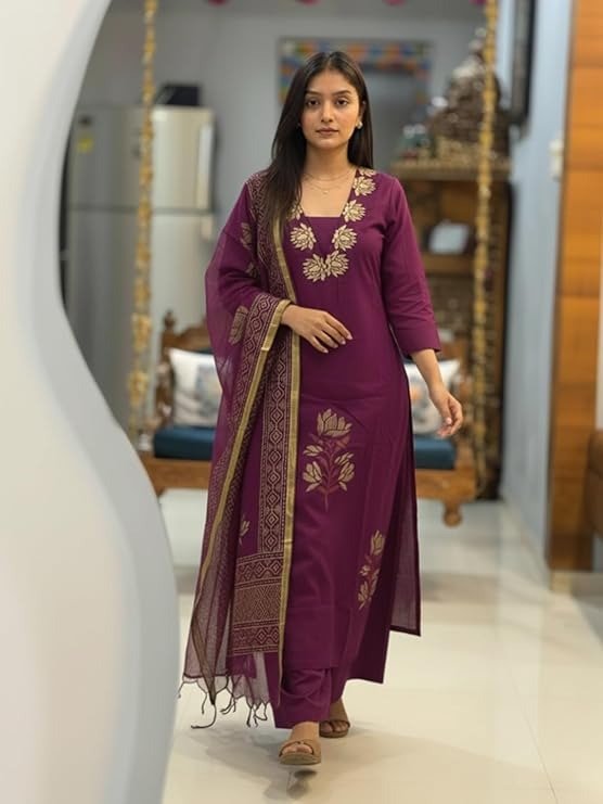 Deep Purple Lotus Embroidered Silk Blend Kurta Set with Organza Dupatta - Image 4
