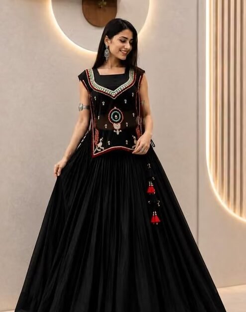 Black Chaniya Choli for Women | Gujarati Garba Lehenga | Navratri Special Traditional Ethnic Wear - Image 2